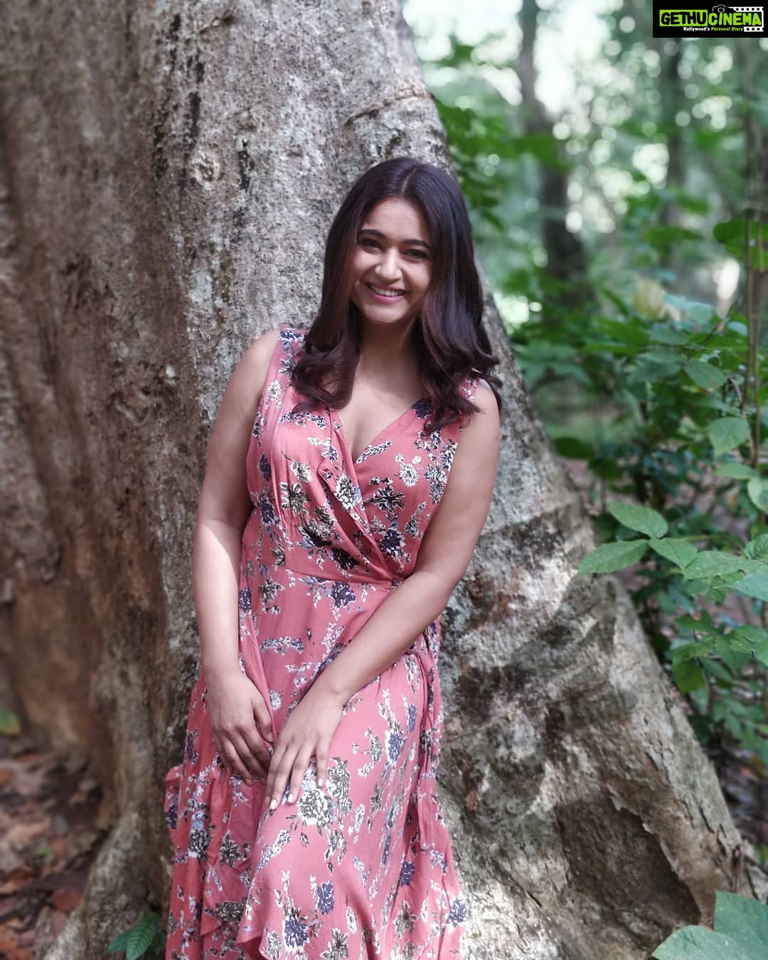 Poonam Bajwa Instagram - 📸📸@hairstylebynisha