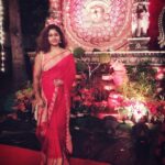 Poonam Bajwa Instagram - #firstdurgapuja#allthingsbrightandbeautiful