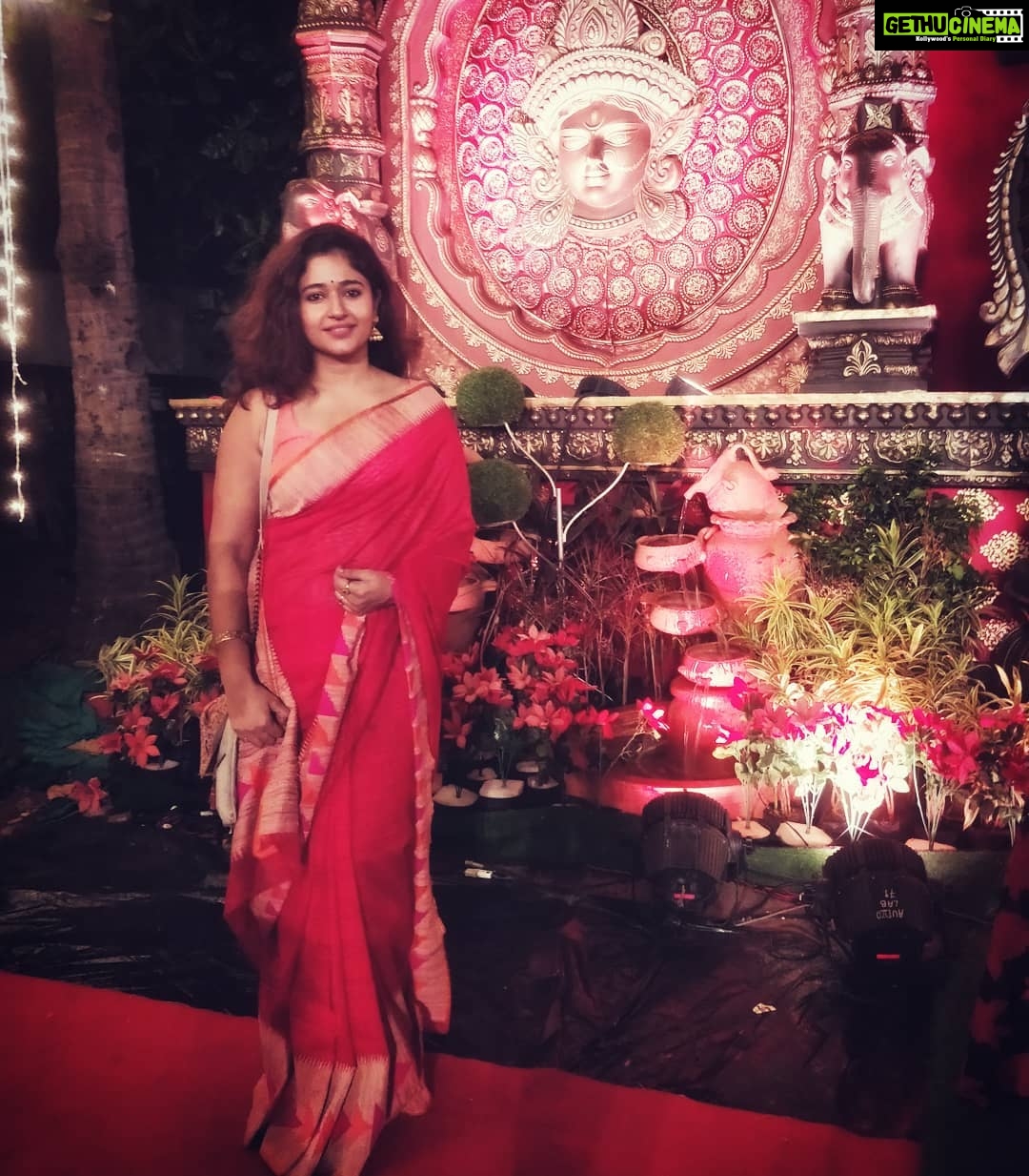 Poonam Bajwa Instagram - #firstdurgapuja#allthingsbrightandbeautiful