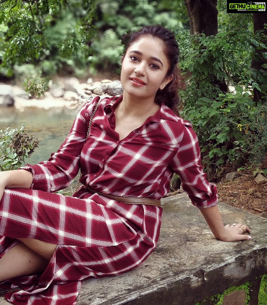 Poonam Bajwa Instagram - #fridaythe13th# . 📸📸@hairstylebynisha