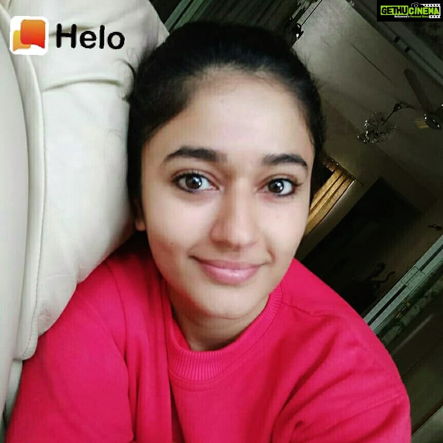 Poonam Bajwa Instagram - Belated Happy Friendships Day!!.. ❣ Click on the link to follow me on the Helo app ! ✨ http://m.helo-app.com/al/YedvTmS