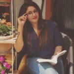 Poonam Bajwa Instagram - #bookishlove #sundaytimes#31stmarch2019💕