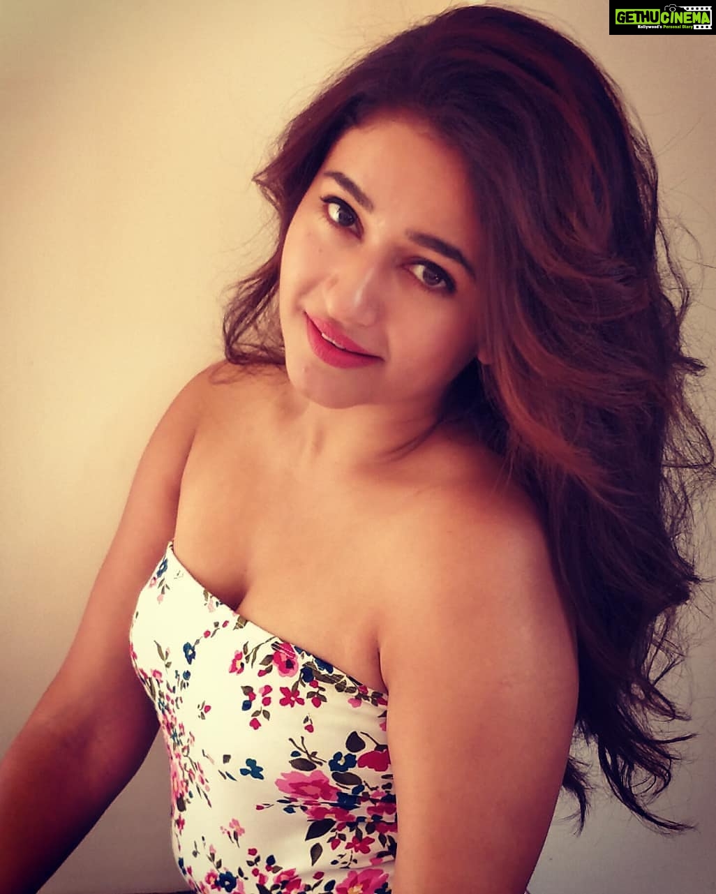 Poonam Bajwa Instagram - 📸📸@hairstylebynisha