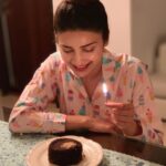 Prachi Deasi Instagram – 🕯😁🎈🐒 #12Sept #Birthdays in #pjs are the best 🥳 @dreamscoutured