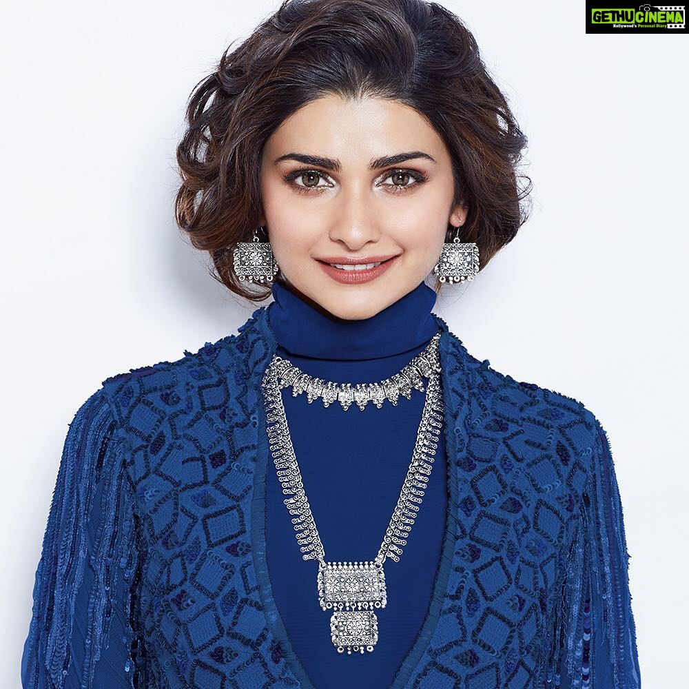 Prachi Deasi Instagram - Isn’t it just the perfect season to be a little obsessed with Jewellery? My favourite picture from the shoot! 💙 Beautiful, bold and stunning, simply in love with the New Avon Jewellery Collection! Check it out at @in.avon #Avon #AvonIndia #Jewellery #NavratriJewellery #JewelleryLove #TreatYourself #JewelleryAddict #FestiveSeason #Jewelleryoftheday #NewCollection #stunning #beautiful #love #happynavratri 📸 by my dearest & brilliant @rohanshrestha