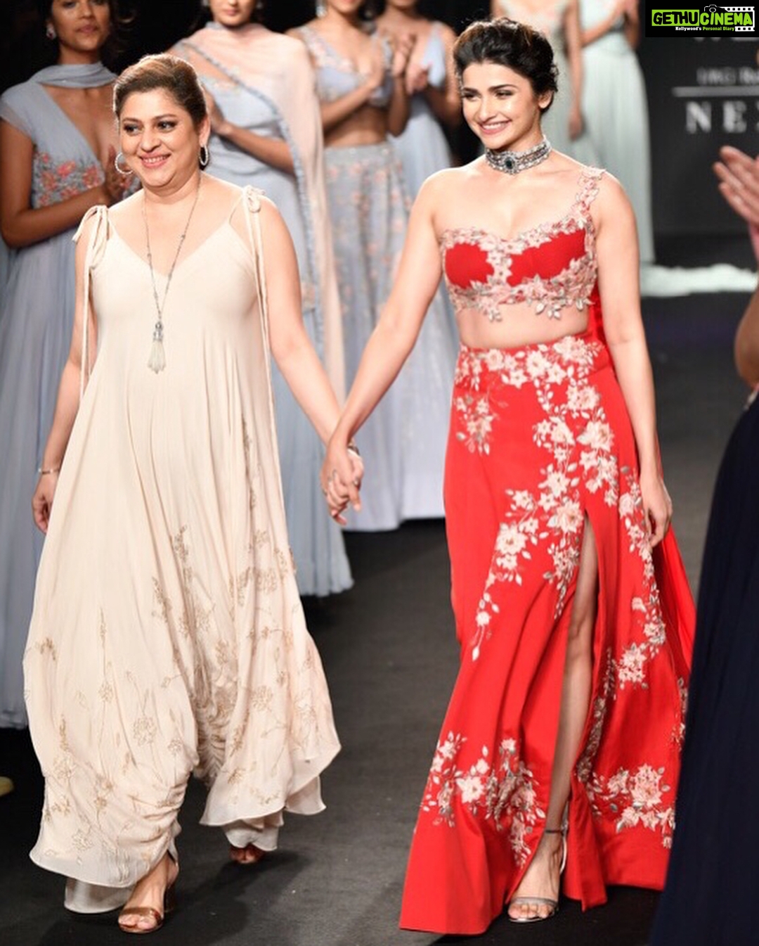 Prachi Deasi Instagram - I know I have posted some images from the show earlier but finally had to post these with my beautiful designer! And wanted you all to see how breathtaking all the girls looked , but sadly I have only the following images with them.. beautiful nonetheless ❣️