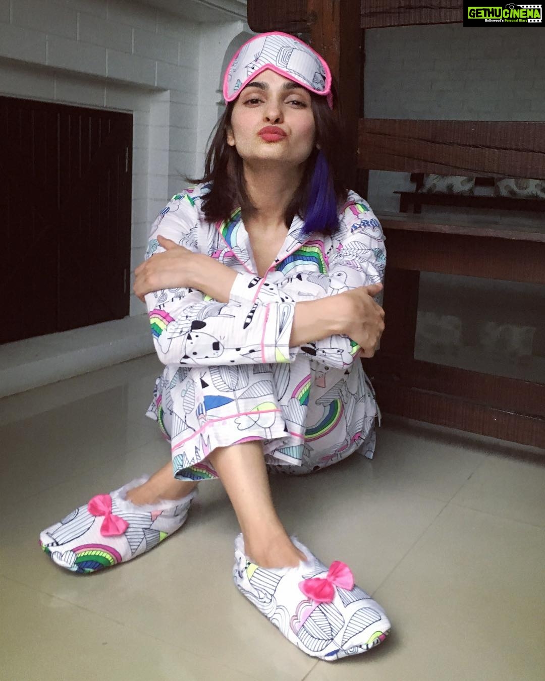 Prachi Deasi Instagram - In the cutest #jammies by my #favourite @dreamscoutured .. #Unicorns & #Rainbows #whatsnottolove Thank you for my personalised set , I #love em ❣️ 🦄 🌈 🐈 🎀