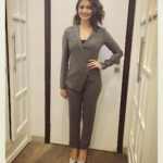 Prachi Deasi Instagram - Hello from Net Surf awards 👩🏻 👔👖 #latergram Suited up in @sanabarrejaofficial outfit. Thanks @dipublicrelations