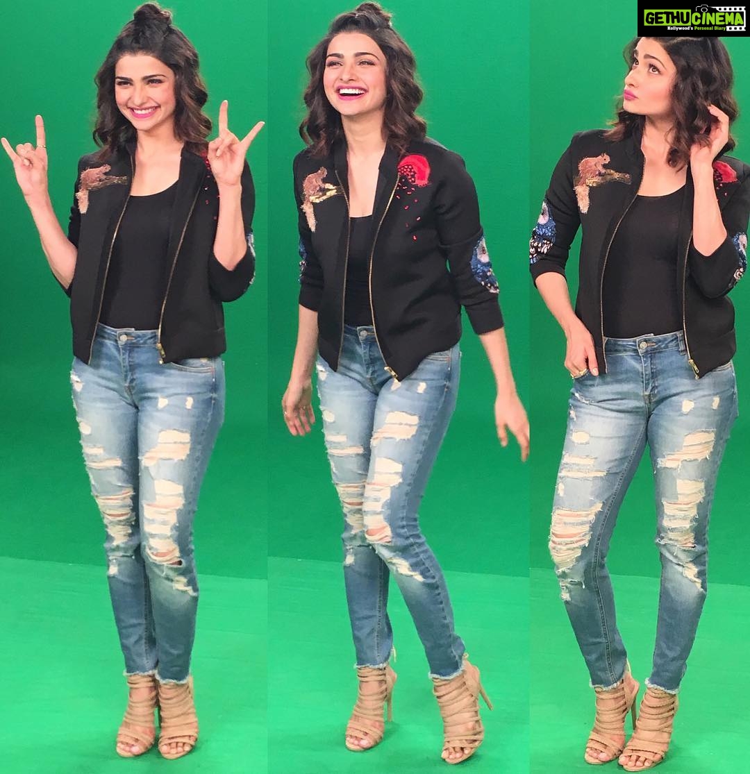 Prachi Deasi Instagram - Can't help but go crazy with @zoomtv 😝👯👻 And again styled by my #amaze @sanjanabatra 😘