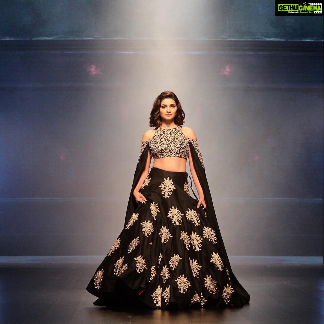 Prachi Deasi Instagram - ❤️ #lakmefashionweek #lfw #sva