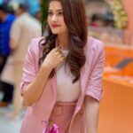 Prachi Deasi Instagram - I am super thrilled and honoured to have inaugurated the new Melorra experience centre at Phoenix Marketcity, Bengaluru. Ladies out there, go and get your hands on their trendy, BIS hallmarked gold jewellery and look fashionable every single day! And wish you all a magical Diwali my loves 🪔🪄✨💫🎠🎪💕 #Melorra #experiencecentre #Bengaluru @melorra_com @pmcbangalore Styling: @bhargavi_vikyathi Hair: @ajay_siddesh