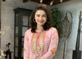 Prachi Deasi Instagram - Perhaps it’s a good hair day 😬 Perhaps ‘tis enough reason this season to simply dress up in beautiful #Florals 🌈🌸🌷 my forever favourite 💕 Anybody else obsessed with floral designs? 😀🤔