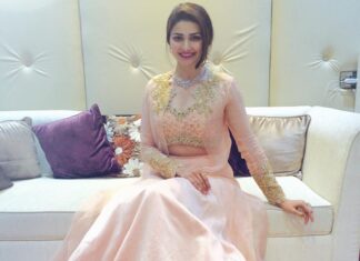 Prachi Deasi Instagram - #diamonds #adiamondisforever Thank you @shrutishethcouture for this gorgeous outfit 💖