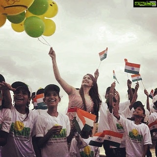 Prachi Deasi Instagram - Celebrated Independence Day with these amazing little kids at Smile Foundation. Happy Independence Day to each one of you! #simplepleasures #independenceday #happyindependenceday