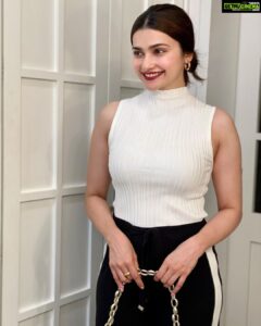 Prachi Desai Instagram - ♠️🤍♣️🦓 🖤🦓