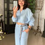 Prachi Deasi Instagram - I just can’t believe how fabulous this phone is! Such an amazing camera and great specs! Now that’s what I call a Smartphone! Get yourself this absolute treat at the nearest OnePlus Stores, Reliance Digital & My Jio Stores. It will also be available at Croma stores. Follow and tag #OnePlus8T5G #UltraStopsAtNothing @Reliance_Digital @Oneplus_India 💙