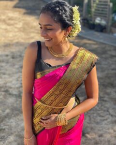 Pragathi Guruprasad Instagram - find me near the sundal 😋