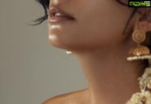 Pragathi Guruprasad Instagram - one of my fav campaigns ive worked on for @somaayurvedic Madurai Jasmine Body Oil shot by @eslee