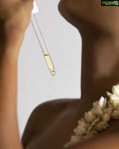 Pragathi Guruprasad Instagram - one of my fav campaigns ive worked on for @somaayurvedic Madurai Jasmine Body Oil shot by @eslee