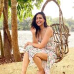 Pragya Jaiswal Instagram – All that I’m after is a life full of laughter !! #SundayMood 🌸🌸