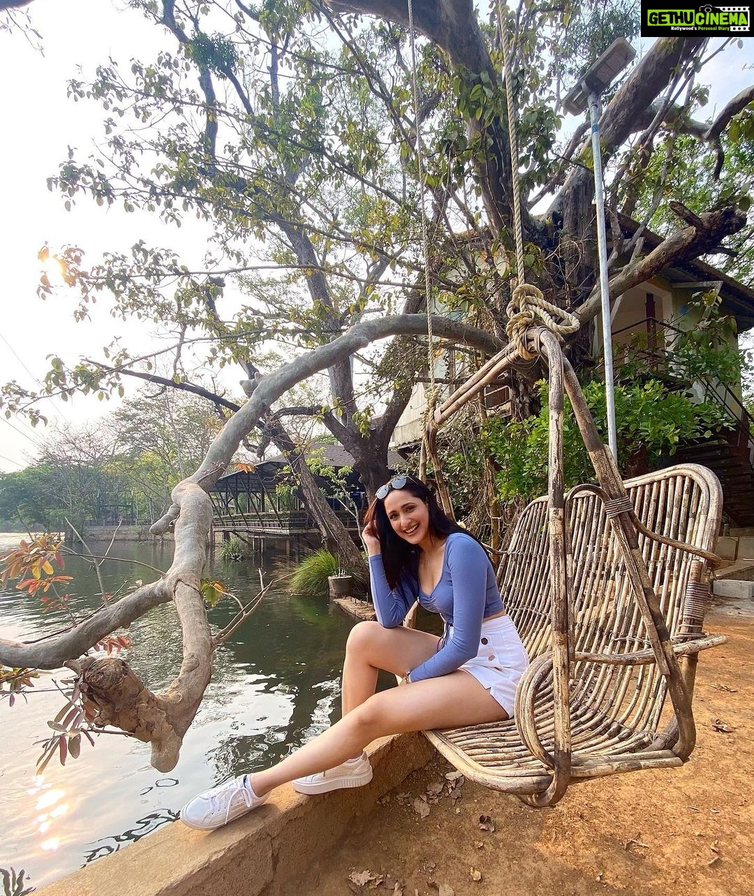 Pragya Jaiswal Instagram - Planting myself here for a while 🌳 . . . . #SundayFunday #DayOff #ShootLife #IntoTheWild #JungleResort #WhistlingWoods