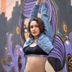 Pragya Jaiswal Instagram - #SundayMood 💜💙