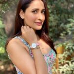 Pragya Jaiswal Instagram - Currently in the mood for PINK 🌸 Here’s the Rosewater watch from @danielwellington with a bright pastel pink NATO strap. Shop some of your favourite pieces at 20% off. Plus, you guys get an additional 15% off with my code PRAGYAJ when you buy 😱 Happy Shopping!!! #DanielWellington
