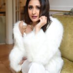 Pragya Jaiswal Instagram – Sending out some Friday love 💕