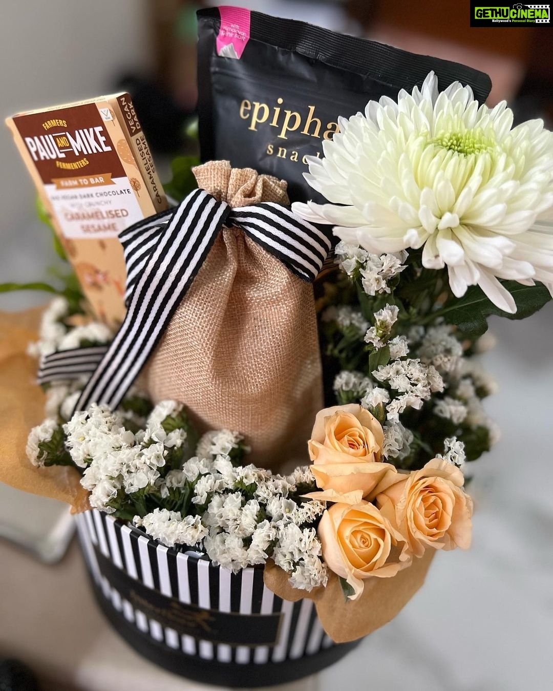 Pragya Jaiswal Instagram - Thank you so much everyone for ur wishes, warmth & love on my birthday πβ€οΈ It meant so much to me to be surrounded by the people I love the most - my family n closest friends..Thank you for making me feel incredibly special β¨π₯° P.S. - We all got ourselves tested before we met for our safety & the safety of our loved ones..And I encourage everyone to do the same πΈπ Outfit @summersomewhereshop Jewellery @outhousejewellery Footwear @thecaistore Styling @anshikaav