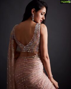 Pragya Jaiswal Instagram - Throwing sass around like confetti 🎊 For Unstoppable with NBK : Saree @kreshabajajofficial Jewlry @akoyajewels Stylist @neeraja.kona Asst Stylist @manogna_gollapudi Make up @makeupbymadhushreeganapathy Hair @rajesh_chinchili Photographer @venurasuri