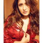 Pragya Jaiswal Instagram - Angel face, devil thoughts 💭