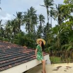 Pragya Jaiswal Instagram - Trees that are palm, Vibes that are calm 🌴👒 . . . Wearing @howwhenwearclothing 💚