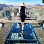 Pranitha Subhash Instagram - They say it’s the grand canyon of oman . 📍 anantara, jabal akthar