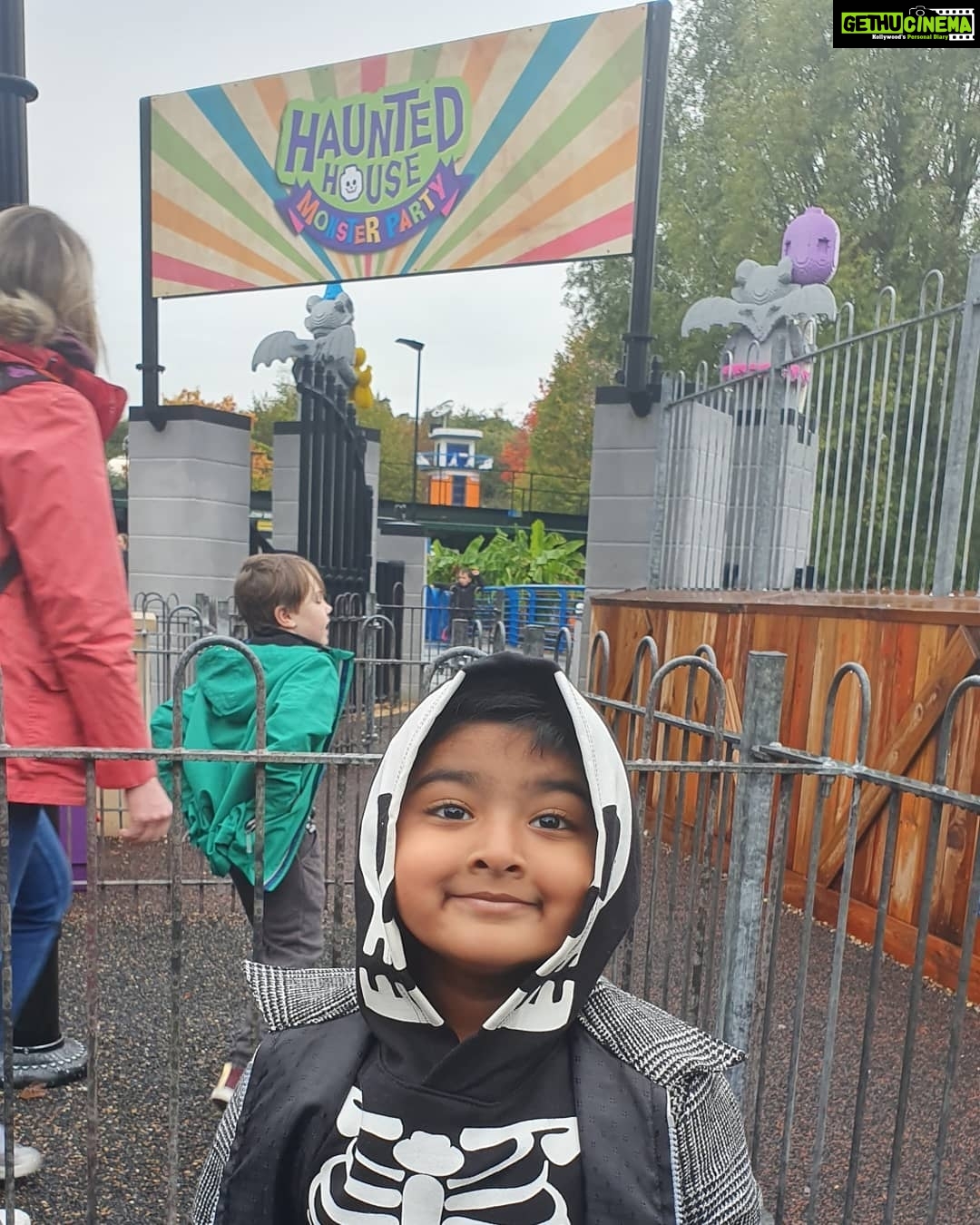 Prasanna Instagram - The @LEGOLAND MEMORY COLLECTIONS #londondiaries #lovelytimewithlovelies Official LEGOLAND Windsor