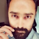 Prasanna Instagram – The light to lead u in darkness is actually within your own eyes!! #ownphilosophy #SondhaThathuvam 🤣🤣 #mokkai4theday Chennai, India