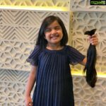 Prasanna Instagram - This is so touching! This is 6yrs old Zoe, my good friend Asif's daughter. She was heartbroken watching a tv show about kids loosing their hair during cancer treatment. She was just 4 then. She decided to grow her hair and after 2 years she had donated her hair for cancer affected kids. Sometimes kids tell us strongly what compassion is. #hairdonation #compassion #spreadlove❤ #kidsarethebest