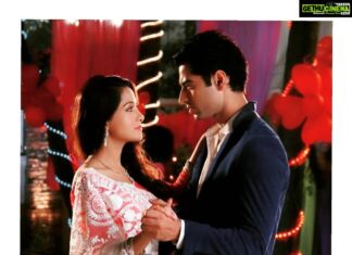 Preetika Rao Instagram - Only for BI Fans : BTS : 🙂 We shot this sequence in Mumbai's favorite shooting spot 🌴Madh Island.. It was a night shoot and was shot on Valentine's Eve and it was like a huge Valentine's Day party set-up and the first ever dance sequence was shot between Zain and Aaliya 🎞❤ #harshadarora #preetikarao Colors TV