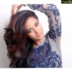 Preetika Rao Instagram - GOOD MORNING people ! 🤗 .... .... .... .... #photography #photoshoot #bluedress #hairstyles #makeuplooks
