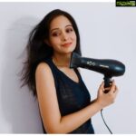 Preetika Rao Instagram – I can go years of my life with a subpar blow-dryer and be just fine, but why settle for anything less than the best hair dryers in the market? 

I deserve a blowout without frizz, flyaways, excessive heat damage, and long drying times — and I deserve to get that flawless look in my comfort :)

It starts with having the right tools to execute it…
But whether I blow-dry daily or blow-dry once a week, I am looking for something to dry my hair quickly.

Check out the Marie Claire’s hair dryer ..
.
.
#MarieClaire #MarieClaireHairdryer #MarieClairehairstraightener #smoothening #straightnening #salonstyleathome #straighthair #hairstyles #hairproduct #haircare #flipkart 
.
.
@flipkart Flipkart