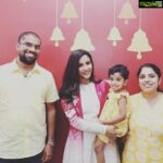 Priya Anand Instagram - Recently, I was a part of a wonderful initiative by @AsianPaints Painting Service where they were celebrating beautiful homes of consumers across Tamil Nadu. Not only did I get to see gorgeous homes and interact with lovely families who greeted me with such warmth and open hearts, but I also got to be part of their celebrations! I was amazed to see some of the spectacular work done by the Asian Paints Painting Service team, from striking colours and textures on the walls to stylish décor and furnishings in the house, each home was aesthetically done up to suit the need and style of its home owners. As a homeowner myself, I was delighted to know how personally involved the Asian Paints team is from the selection process through the execution! I’m going to cherish these memories of meeting these wonderful families and working with the AP team for a long time to come. #AsianPaintsPaintingService #CelebratingBeautifulHomes #TamilNadu #Chennai #Coimbatore #Madurai #Salem @AsianPaints @vedya.hmua @kiransaphotography