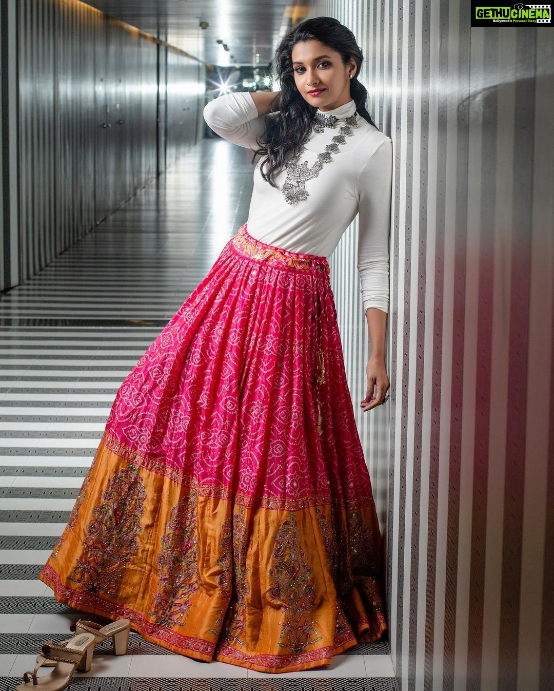 Priya Bhavani Shankar Instagram - Thank you for showering us with so much love and positivity❤️ Styling - @anushaa13 Assistant stylist - _ilakzz_ Jewellery - @yoursethnically Skirt - @savinidii_official Makeup - @salomirdiamond Hair - @puii_c_ammy Photographer - @kiransaphotography Location - @designhotelchennai