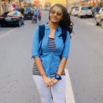 Priya Bhavani Shankar Instagram - @ விவேகானந்தர் தெரு, துபாய் குறுக்குசந்து, Dubai main road, Dubai #travelerslife 🤷🏻‍♀️ Dubai, Dubai Main Road, Dubai Kuruku Sandhu, D