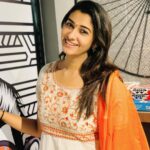 Priya Bhavani Shankar Instagram - So I just wrapped up my portion for a very special movie ‘Bommai’ tonight and feel this night is so blessed and right now life is so beautiful suddenly with everything I could ever ask for😊 good morning guys! Trust me if you are hurting, it will fade out and the universe will bless you with better days and let today be that day. Sending love to you all🤗 have a great beautiful and blessed day ☺️
