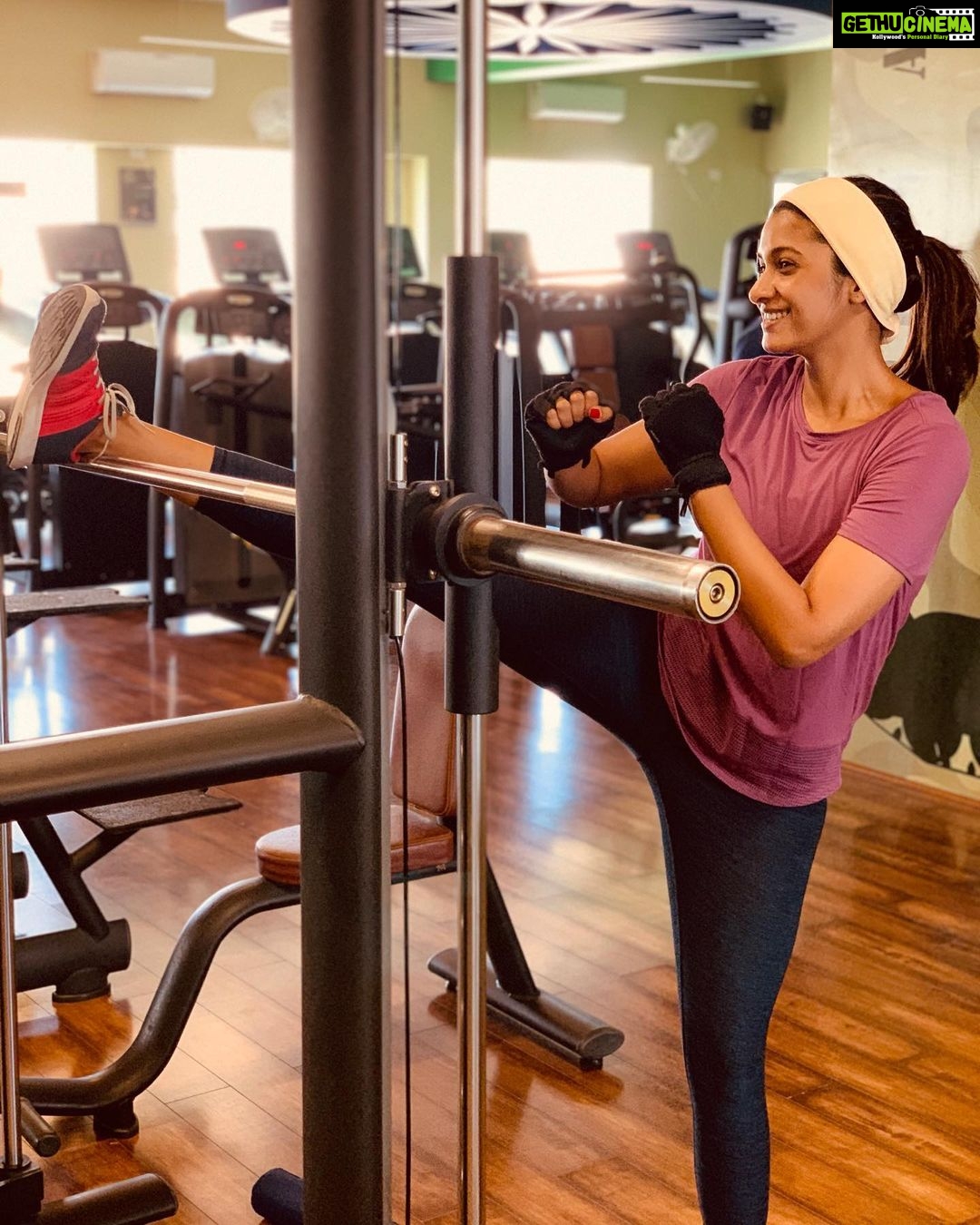 Priya Bhavani Shankar Instagram - My happy place with my happy people🏋🏻♀️🤸🏻♀️