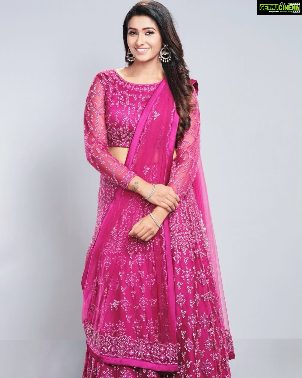 Priya Bhavani Shankar Instagram - Smiling sometimes just means you are stronger than anything that can stop you smile 😊