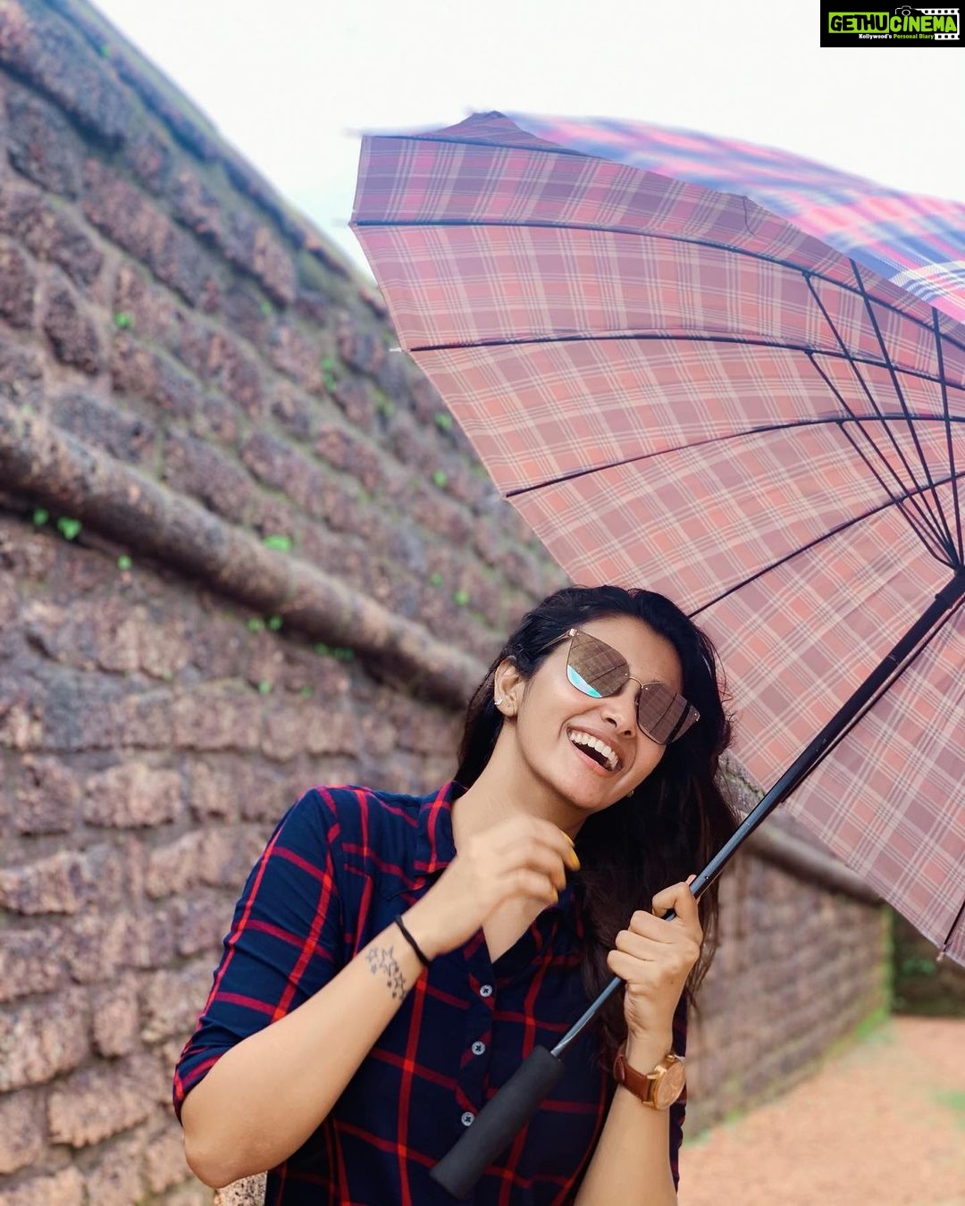 Priya Bhavani Shankar Instagram - 10% of what happens to me & 90% of how I react 💃🏻 🤗