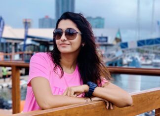 Priya Bhavani Shankar Instagram - Cheers to beach hair, tan skin, flip flops and sandy toes 🌞🌊💃🏻