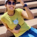 Priya Bhavani Shankar Instagram - Get your bronze right and straight 🌞☀️