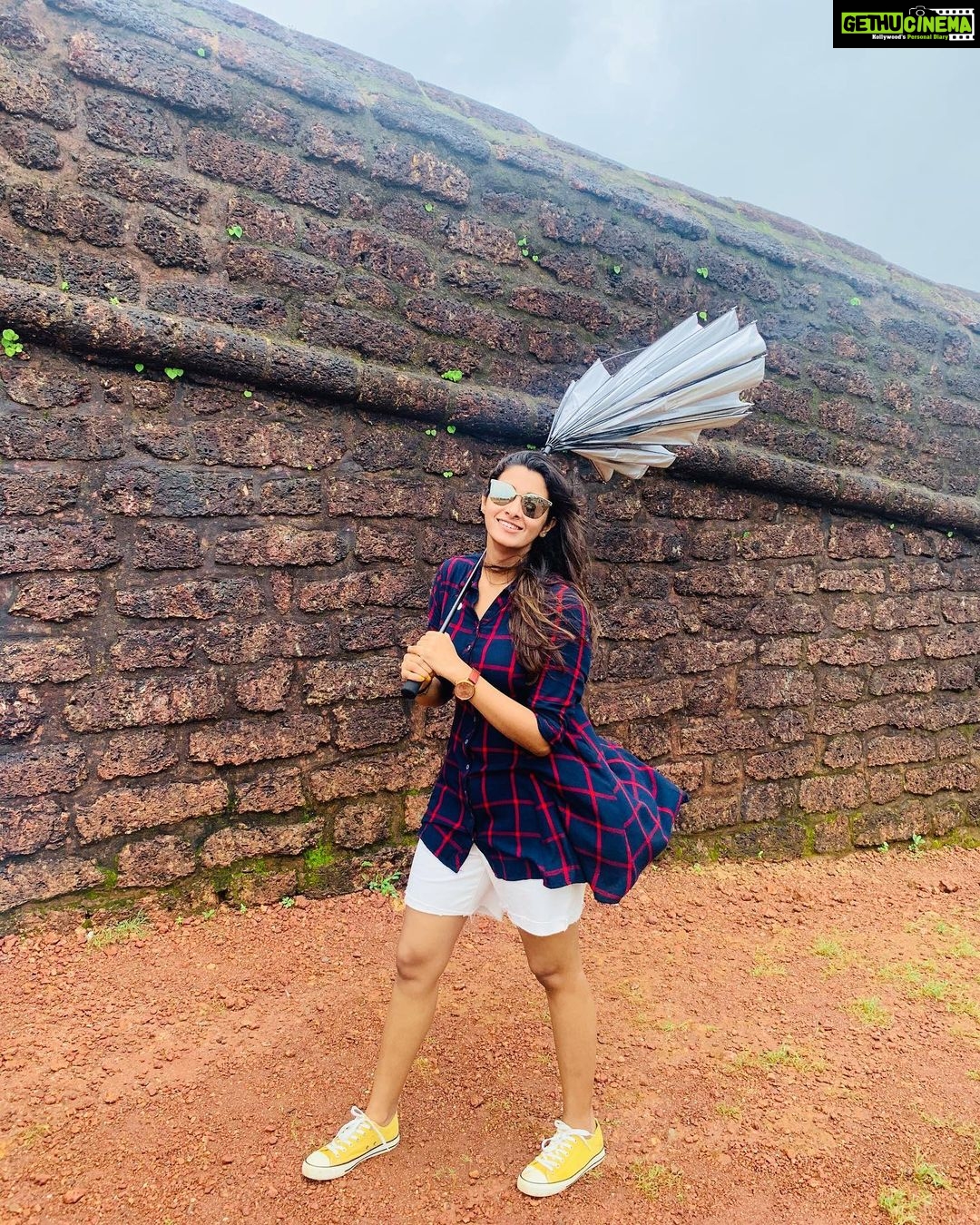 Priya Bhavani Shankar Instagram - 10% of what happens to me & 90% of how I react 💃🏻 🤗
