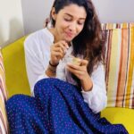 Priya Bhavani Shankar Instagram - பொங்கல் அதுவுமா diet இது சாப்டமாட்டேன்னுலாம் யார் மனசையும் கஷ்டப்படுத்த கூடாது☺️be kind always! நம்மால் முடிந்தது! 🤷🏻‍♀️